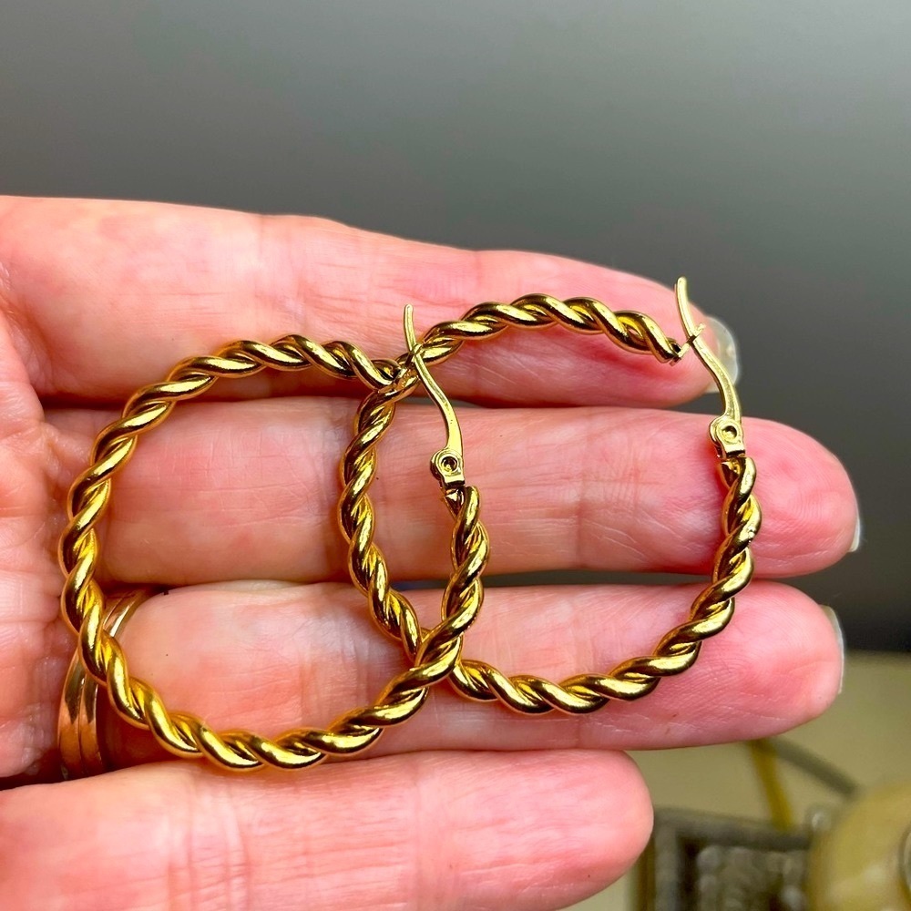 Stainless steel gold tone hoop earrings